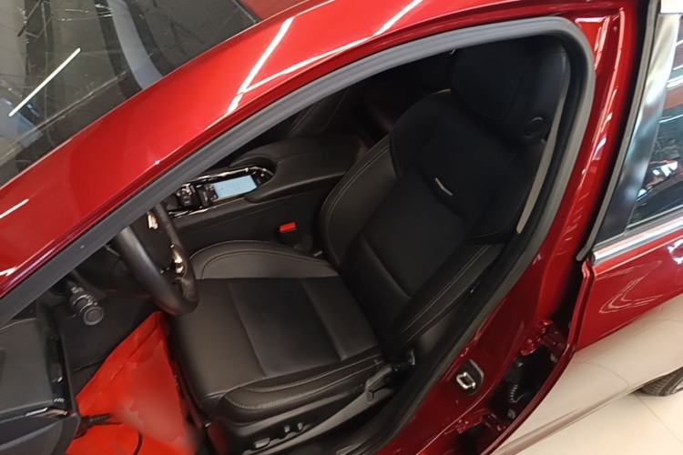 Used Cadillac ATS-L 2017 28T Tech Edition Left Front Seat