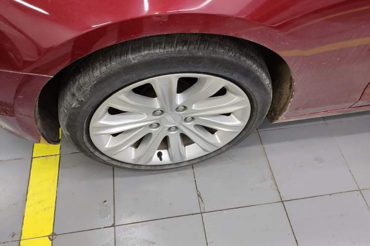 Used Cadillac ATS-L 2017 28T Fashion Edition Left Front Wheel Hub