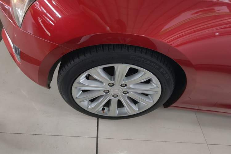 Used Cadillac ATS-L 2017 28T Tech Edition Left Front Wheel Hub