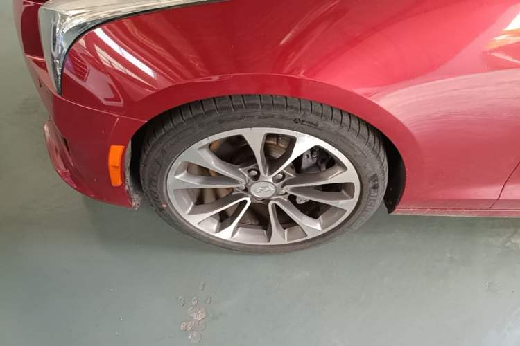 Used Cadillac ATS-L 2017 28T Tech Edition Left Front Wheel Hub