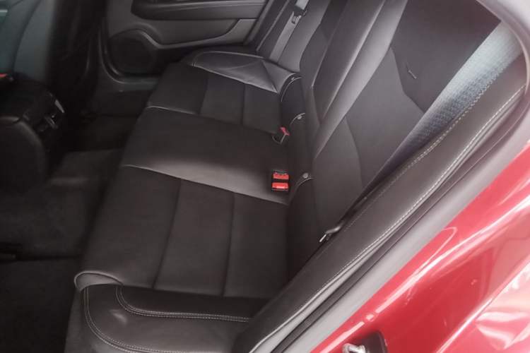 Used Cadillac ATS-L 2017 28T Fashion Edition Left Rear Seat