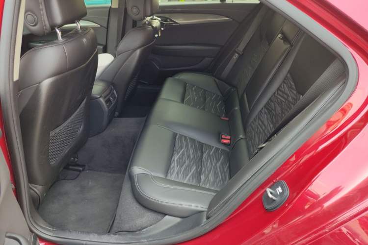 Used Cadillac ATS-L 2017 28T Tech Edition Left Rear Seat