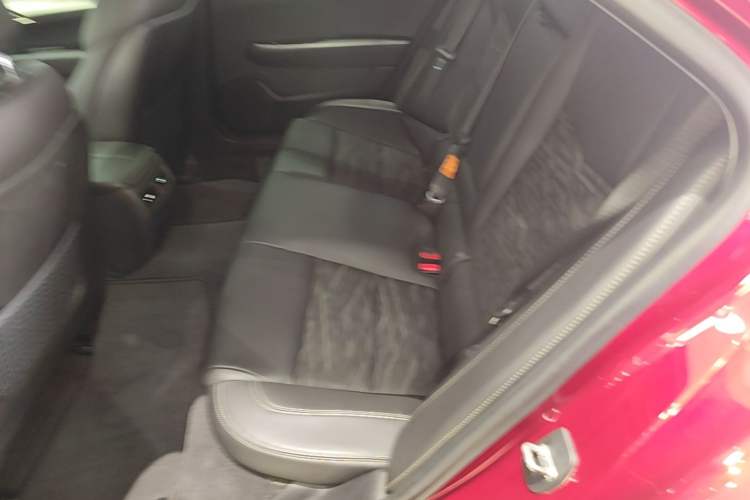 Used Cadillac ATS-L 2017 28T Tech Edition Left Rear Seat
