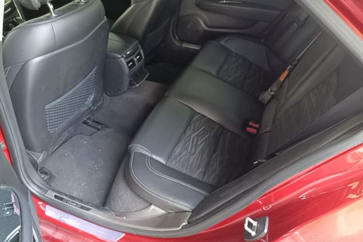 Used Cadillac ATS-L 2017 28T Tech Edition Left Rear Seat