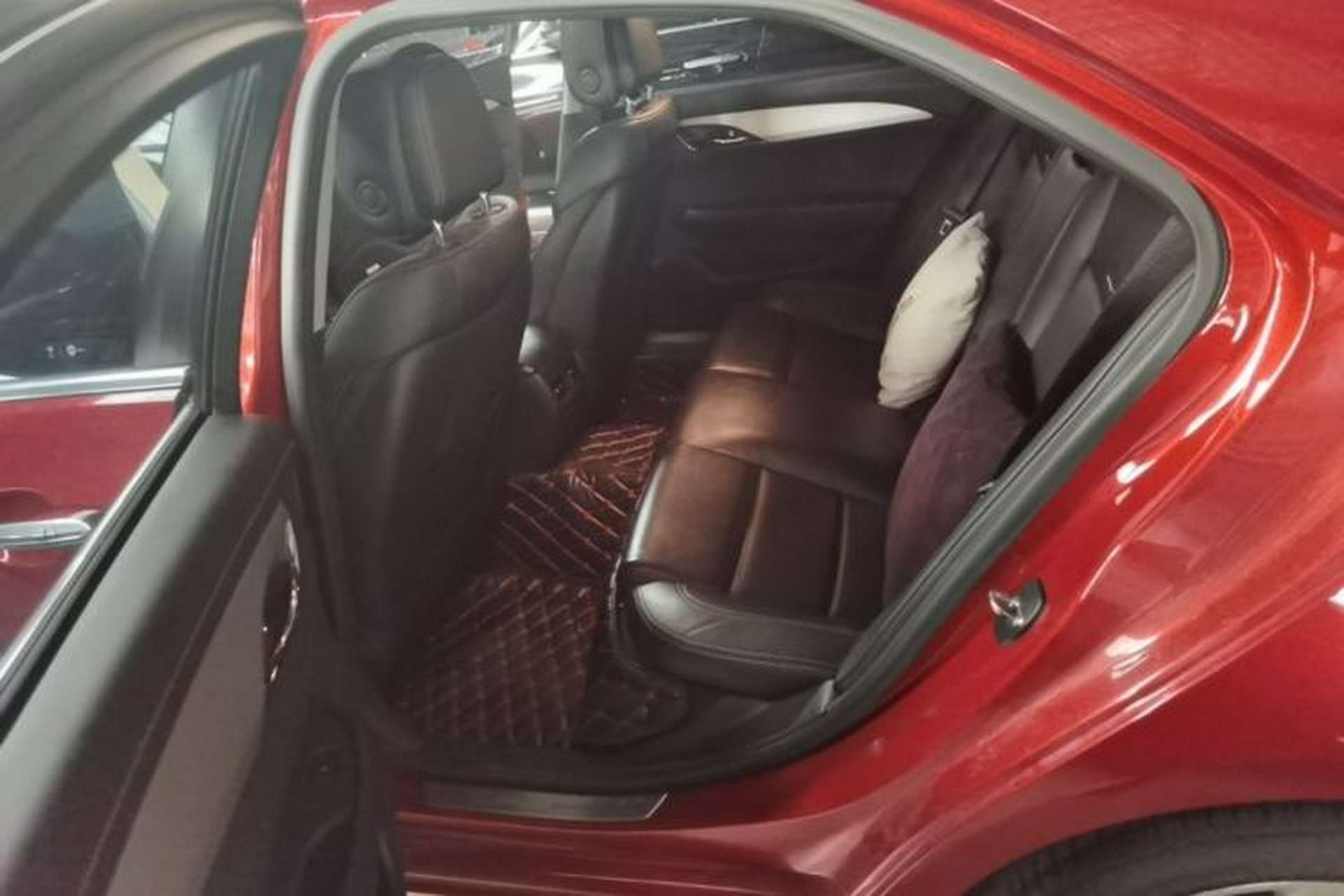 Used Cadillac ATS-L 2017 28T Fashion Edition Left Rear Seat