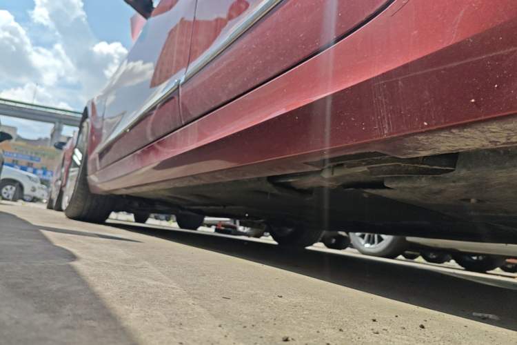 Used Cadillac ATS-L 2017 28T Tech Edition Left Side Sill