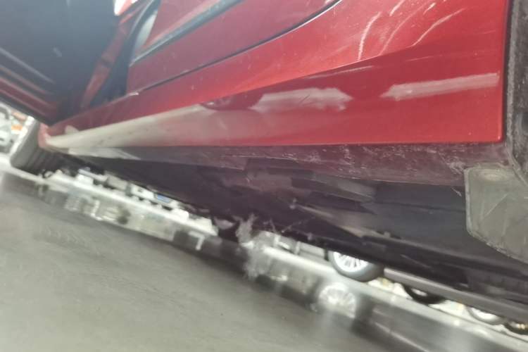 Used Cadillac ATS-L 2017 28T Fashion Edition Left Side Sill