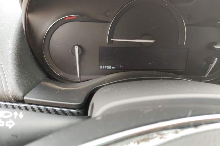 Used Cadillac ATS-L 2017 28T Tech Edition Odometer Close Up