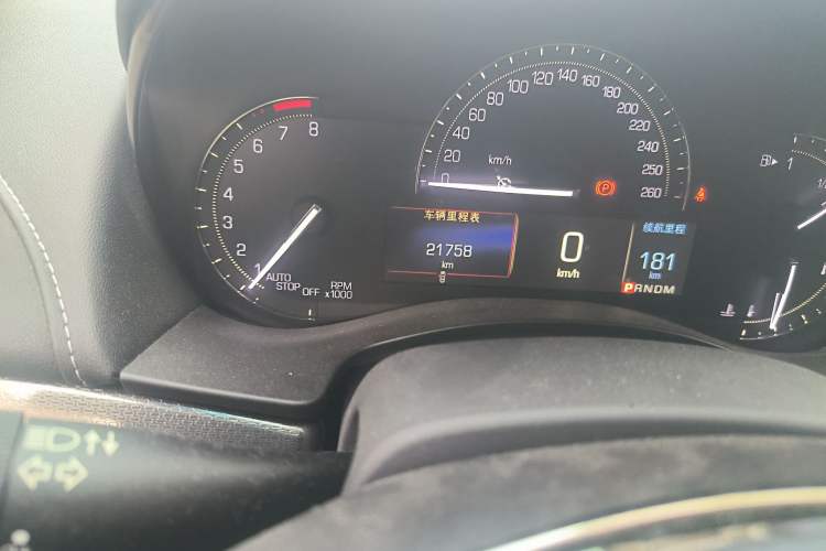 Used Cadillac ATS-L 2017 28T Tech Edition Odometer Close Up