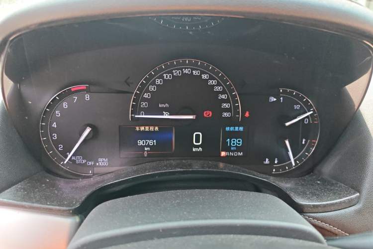 Used Cadillac ATS-L 2017 28T Fashion Edition Odometer Close Up