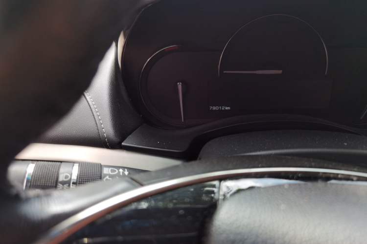 Used Cadillac ATS-L 2017 28T Fashion Edition Odometer Close Up