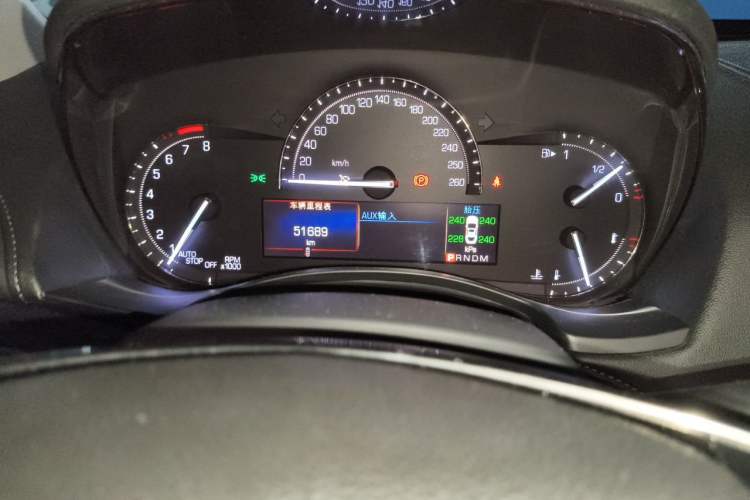 Used Cadillac ATS-L 2017 28T Tech Edition Odometer Close Up