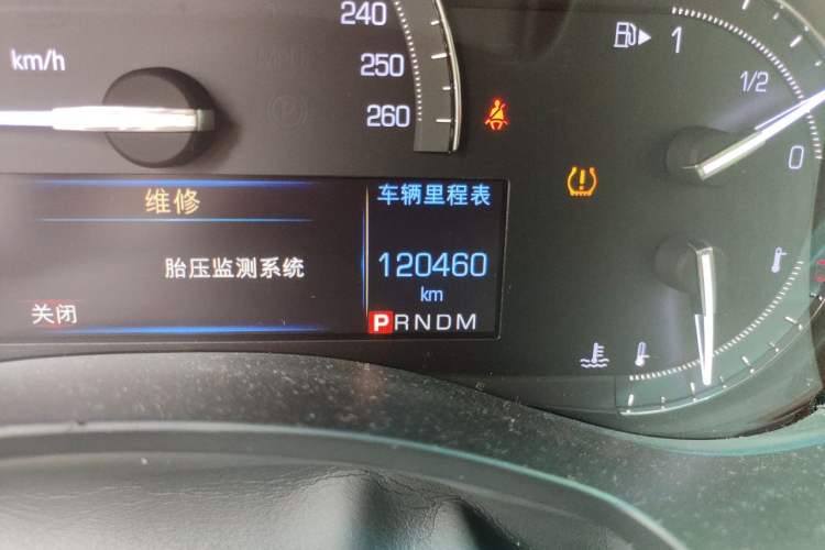 Used Cadillac ATS-L 2017 28T Fashion Edition Odometer Close Up