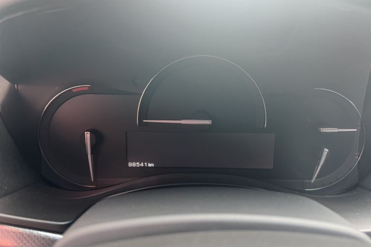 Used Cadillac ATS-L 2017 28T Tech Edition Odometer Close Up
