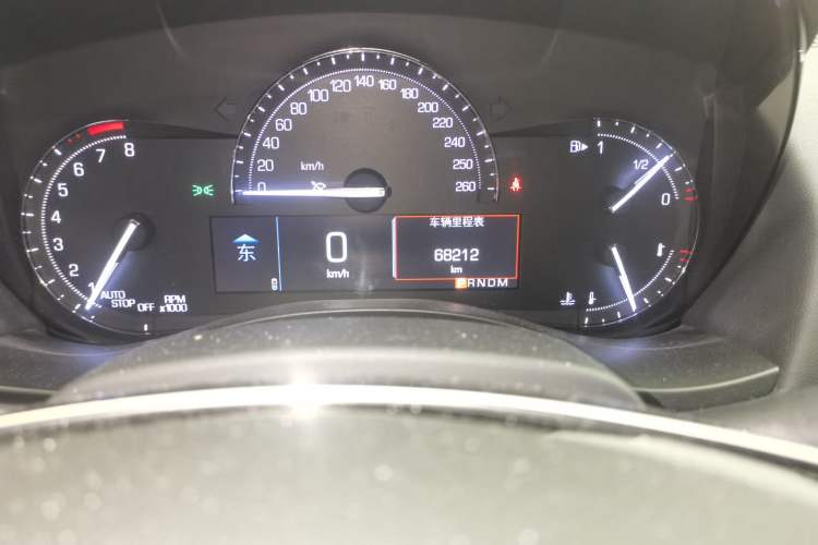 Used Cadillac ATS-L 2017 28T Tech Edition Odometer Close Up