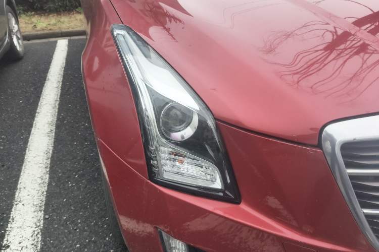 Used Cadillac ATS-L 2017 28T Fashion Edition Right Front Headlight