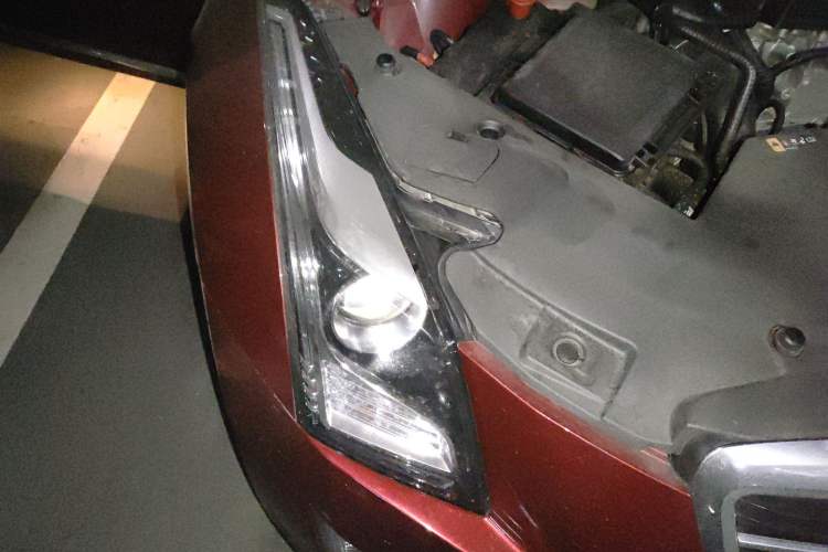 Used Cadillac ATS-L 2017 28T Fashion Edition Right Front Headlight