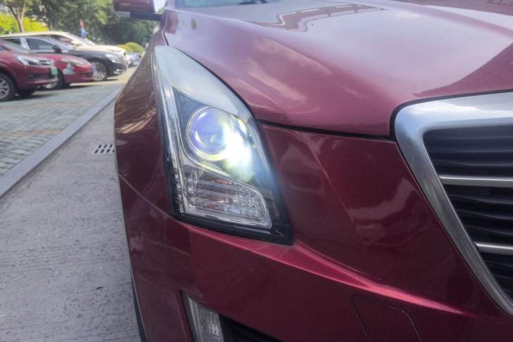 Used Cadillac ATS-L 2017 28T Fashion Edition Right Front Headlight