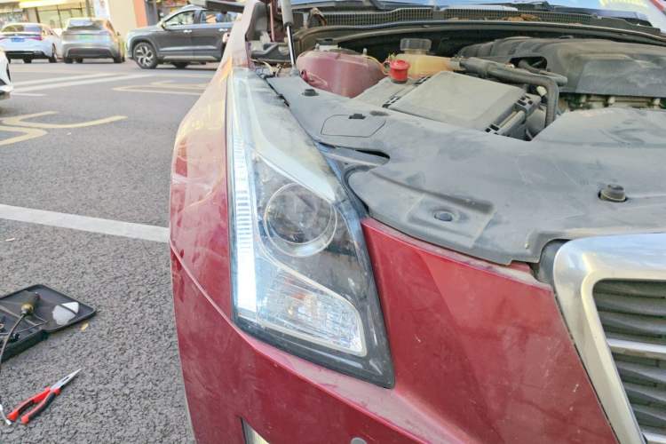 Used Cadillac ATS-L 2017 28T Fashion Edition Right Front Headlight