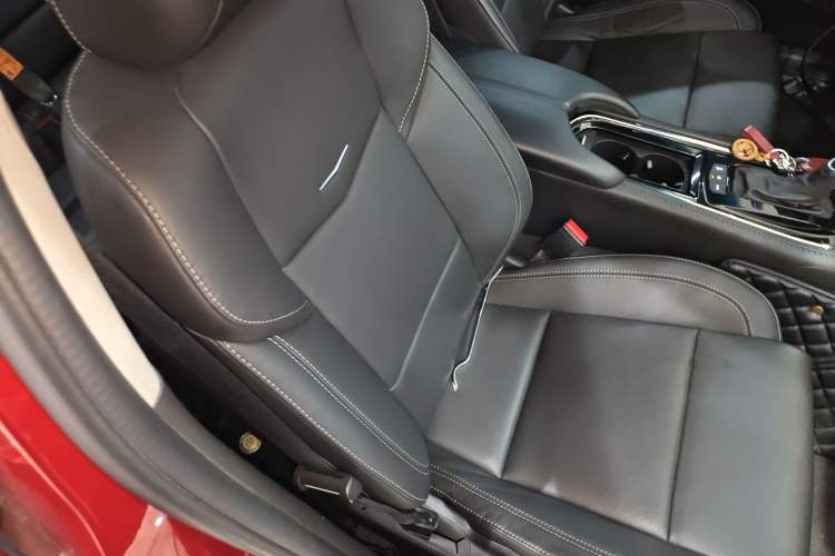 Used Cadillac ATS-L 2017 28T Fashion Edition Right Front Seat