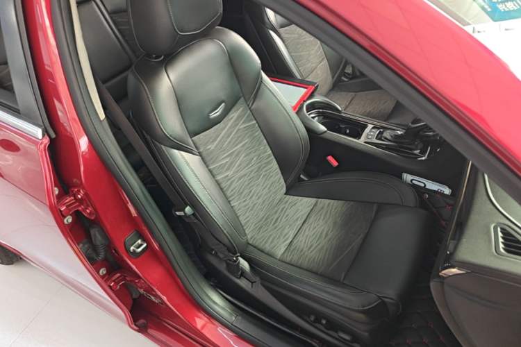 Used Cadillac ATS-L 2017 28T Tech Edition Right Front Seat