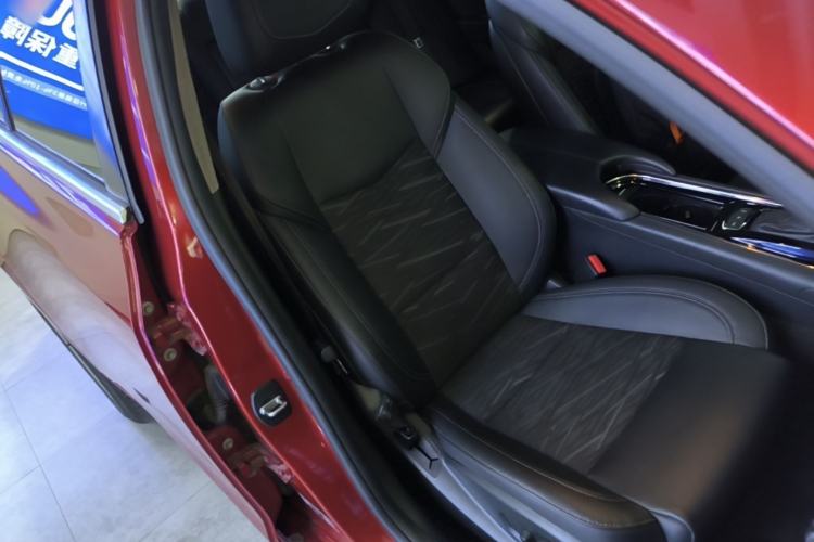 Used Cadillac ATS-L 2017 28T Tech Edition Right Front Seat