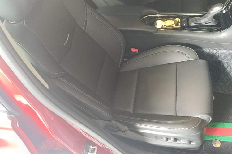 Used Cadillac ATS-L 2017 28T Fashion Edition Right Front Seat