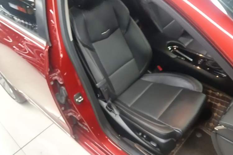 Used Cadillac ATS-L 2017 28T Fashion Edition Right Front Seat
