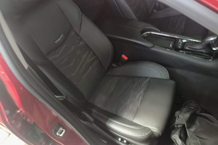Used Cadillac ATS-L 2017 28T Tech Edition Right Front Seat