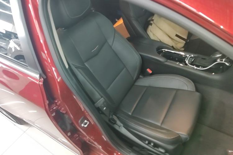 Used Cadillac ATS-L 2017 28T Fashion Edition Right Front Seat
