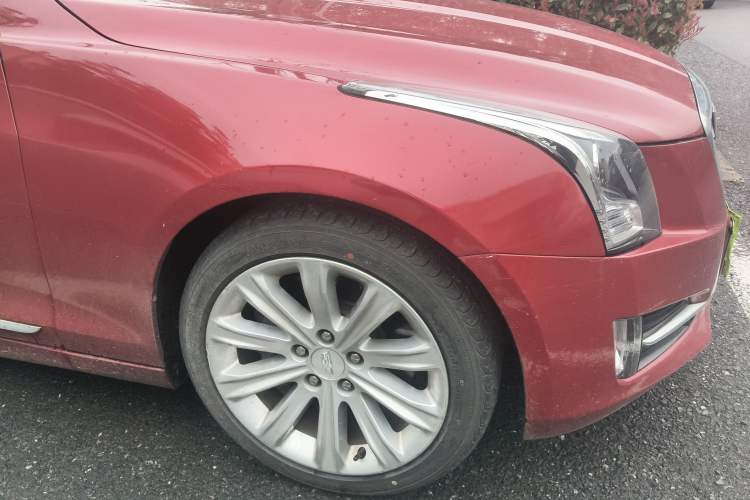 Used Cadillac ATS-L 2017 28T Fashion Edition Right Front Wheel Hub