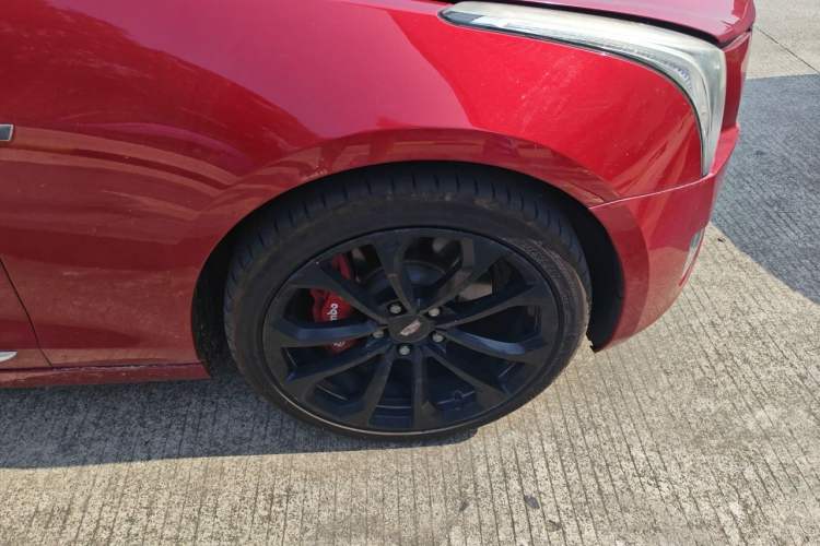 Used Cadillac ATS-L 2017 28T Fashion Edition Right Front Wheel Hub
