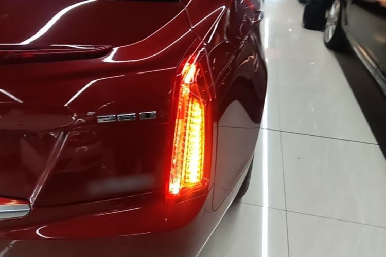 Used Cadillac ATS-L 2017 28T Fashion Edition Right Rear Taillight