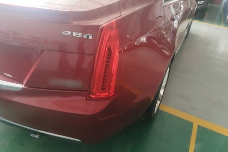 Used Cadillac ATS-L 2017 28T Fashion Edition Right Rear Taillight