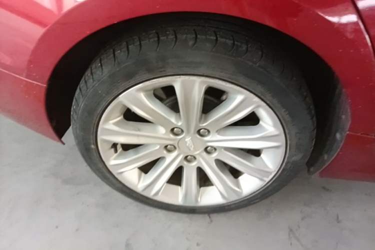 Used Cadillac ATS-L 2017 28T Tech Edition Right Rear Wheel Hub