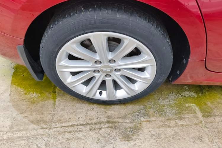 Used Cadillac ATS-L 2017 28T Fashion Edition Right Rear Wheel Hub