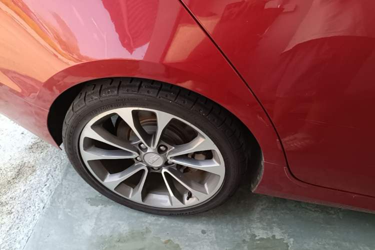 Used Cadillac ATS-L 2017 28T Tech Edition Right Rear Wheel Hub