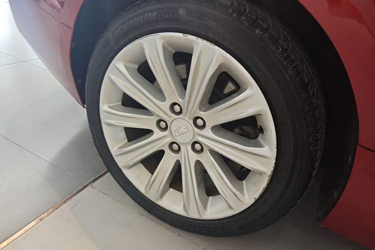 Used Cadillac ATS-L 2017 28T Tech Edition Right Rear Wheel Hub