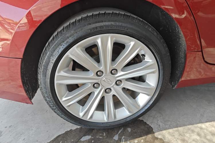 Used Cadillac ATS-L 2017 28T Fashion Edition Right Rear Wheel Hub