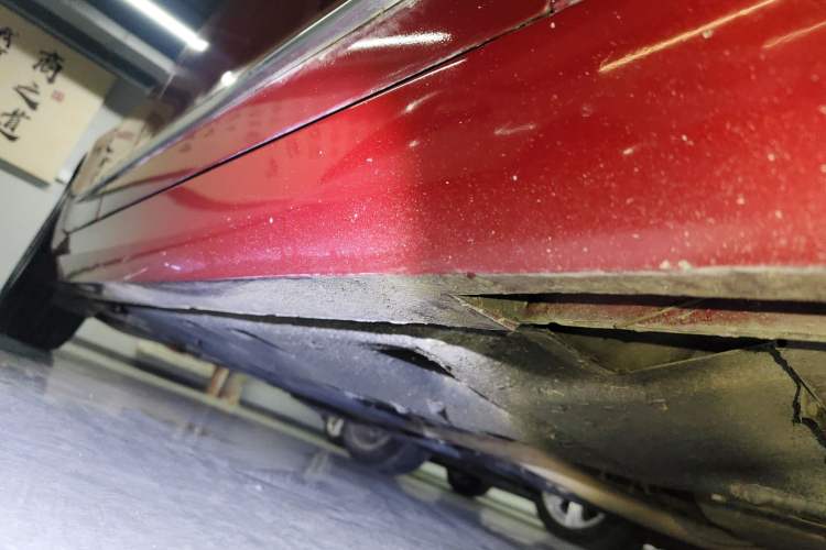 Used Cadillac ATS-L 2017 28T Fashion Edition Right Side Sill