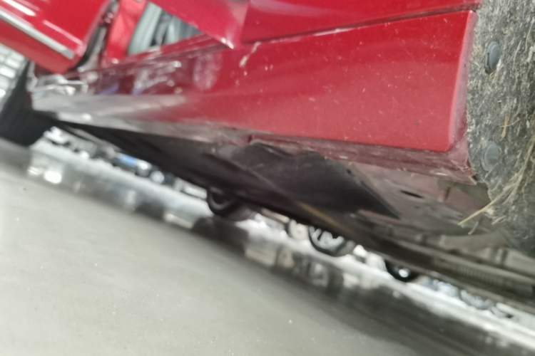 Used Cadillac ATS-L 2017 28T Fashion Edition Right Side Sill