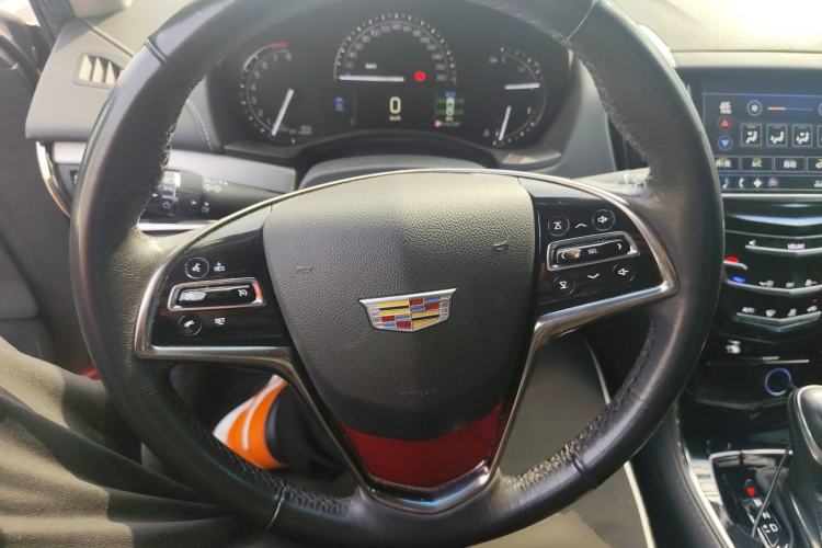 Used Cadillac ATS-L 2017 28T Fashion Edition Steering Wheel