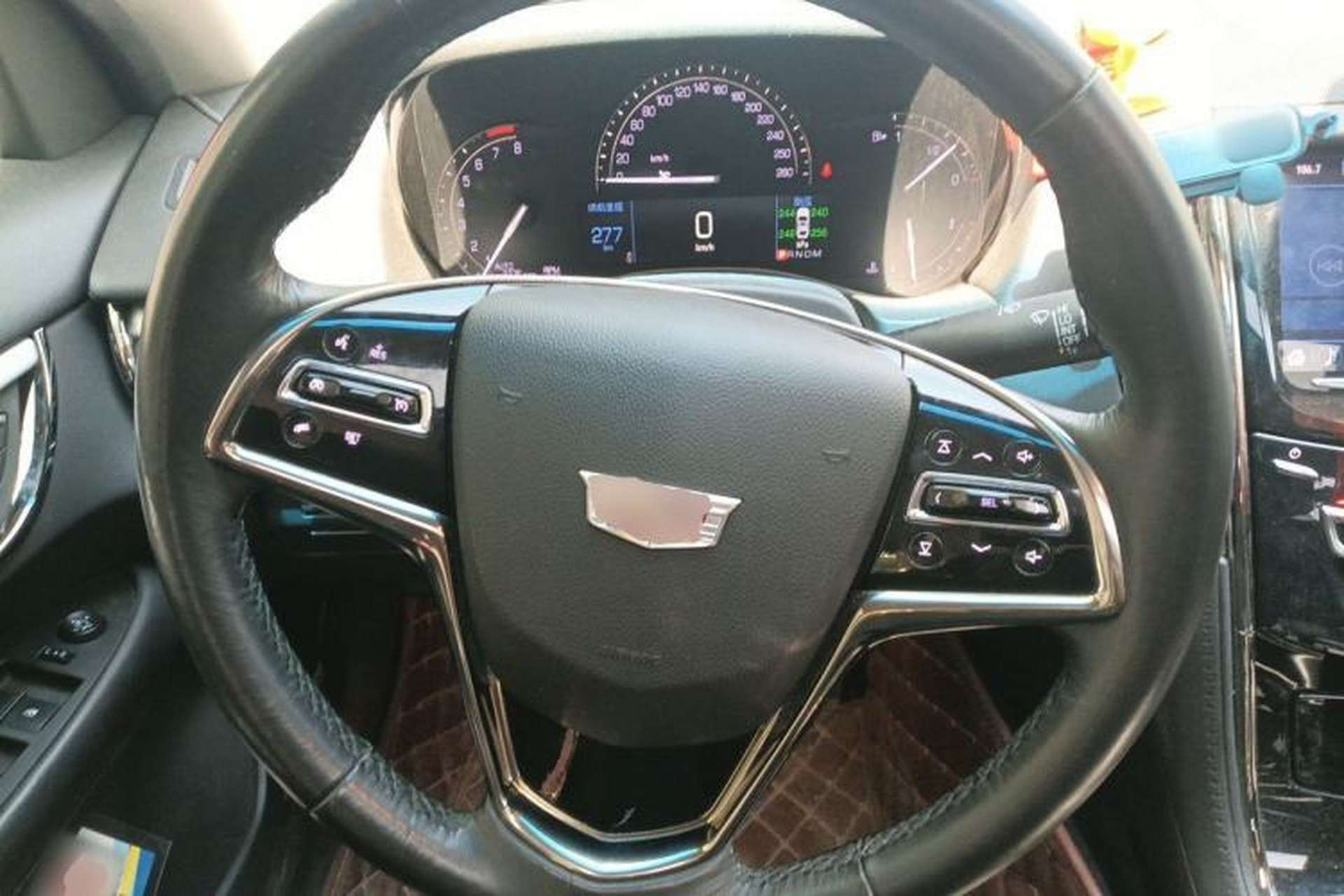 Used Cadillac ATS-L 2017 28T Fashion Edition Steering Wheel