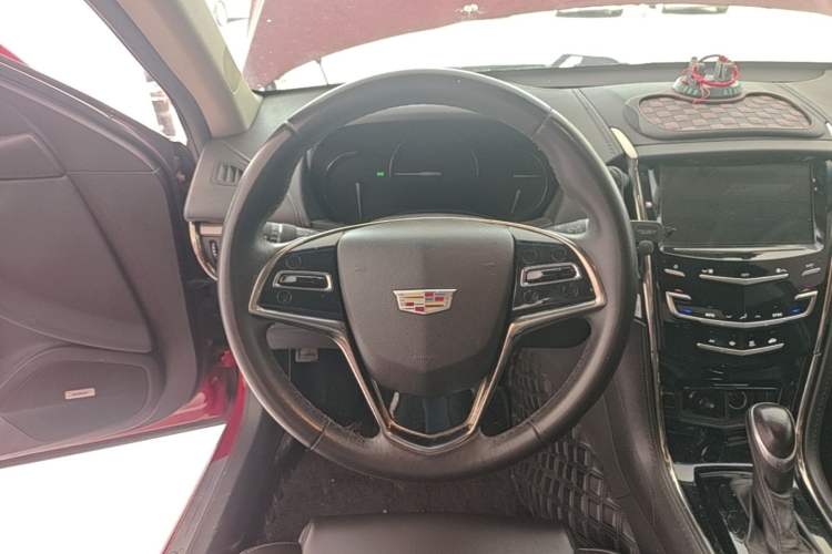 Used Cadillac ATS-L 2017 28T Tech Edition Steering Wheel