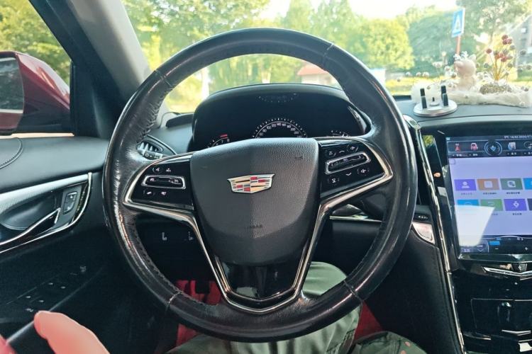 Used Cadillac ATS-L 2017 28T Tech Edition Steering Wheel