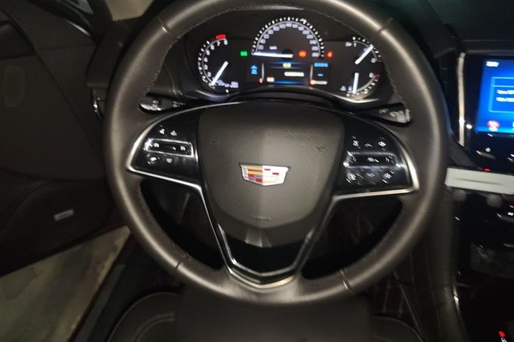 Used Cadillac ATS-L 2017 28T Fashion Edition Steering Wheel