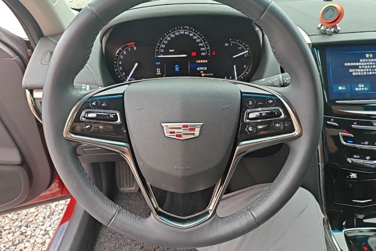 Used Cadillac ATS-L 2017 28T Fashion Edition Steering Wheel