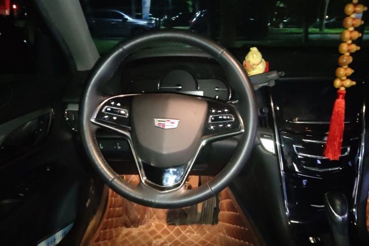 Used Cadillac ATS-L 2017 28T Fashion Edition Steering Wheel