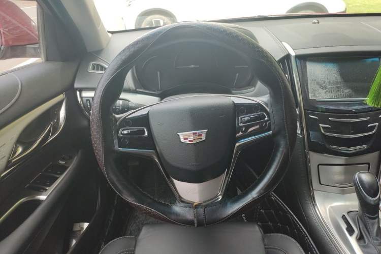 Used Cadillac ATS-L 2017 28T Fashion Edition Steering Wheel