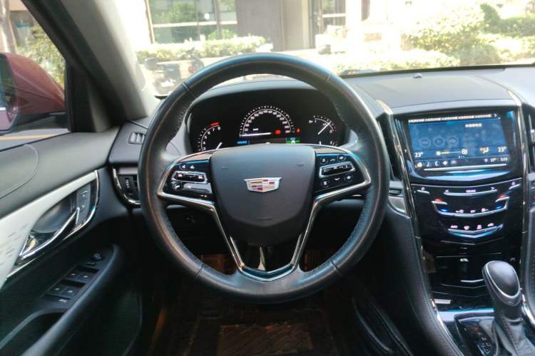 Used Cadillac ATS-L 2017 28T Fashion Edition Steering Wheel